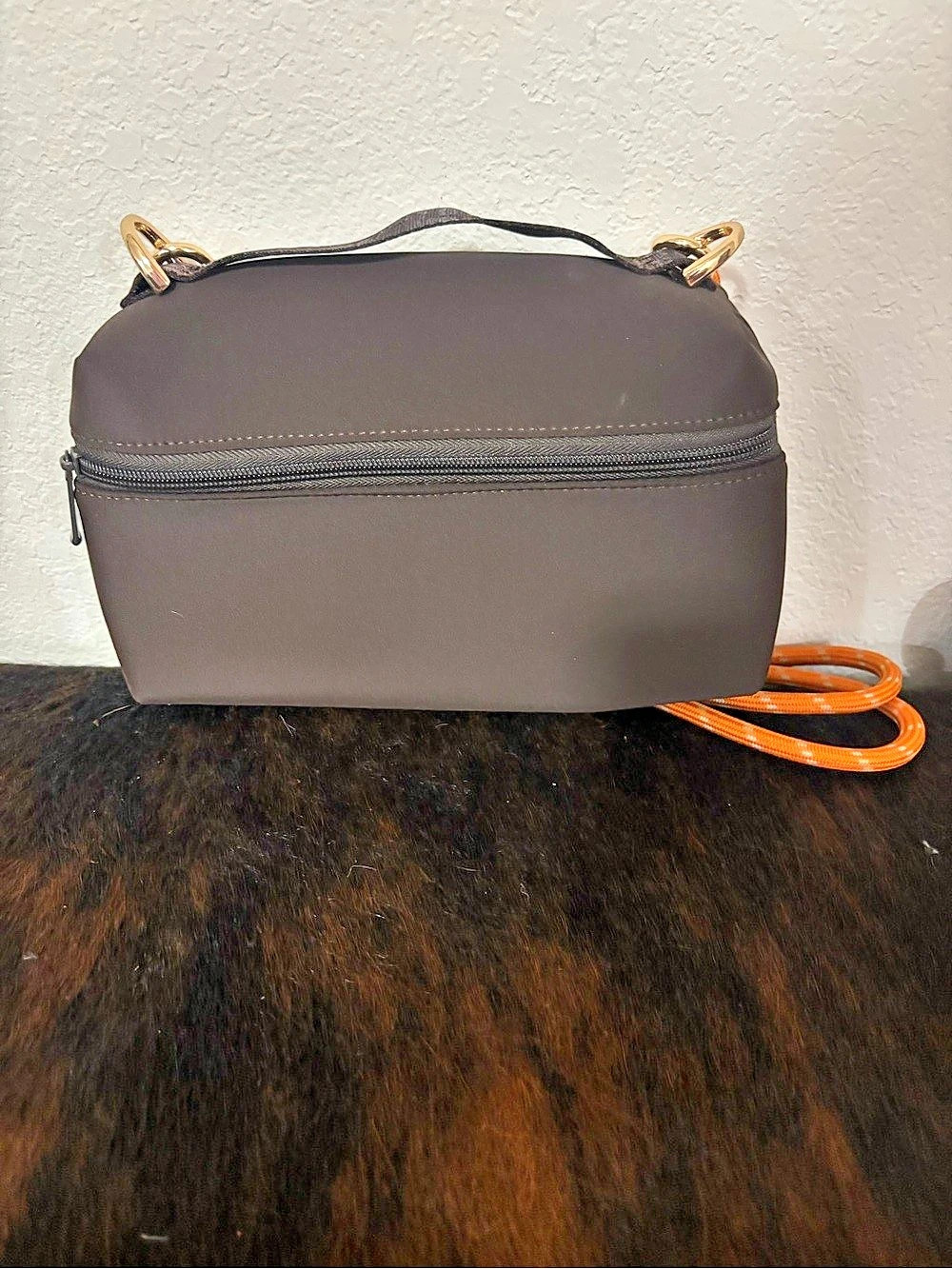 Pop Ups Brand Vanity Clutch w/ Strap